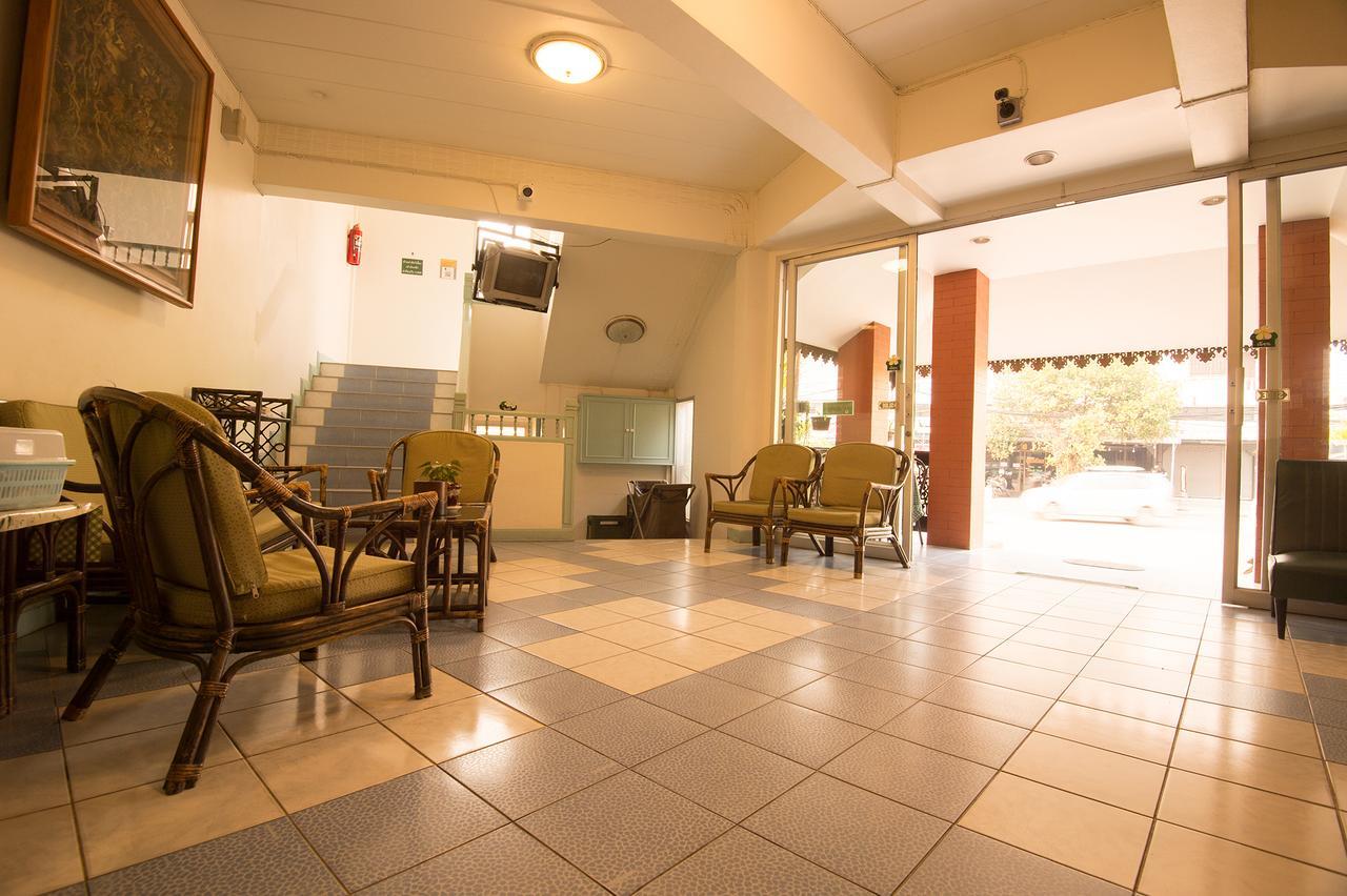 Baansilp Hotel Csiangraj Kültér fotó